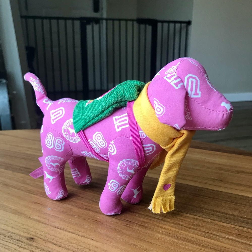 Vintage PINK Dog 🎀